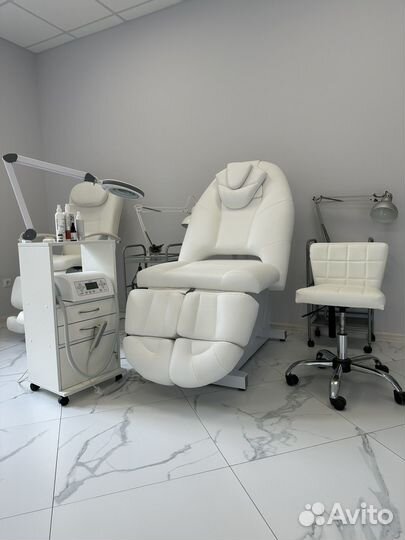 Бесплатно модели на педикюр