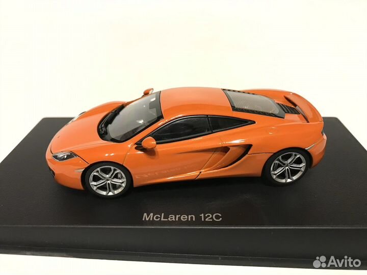 Модель McLaren 12C 1/43 AutoArt