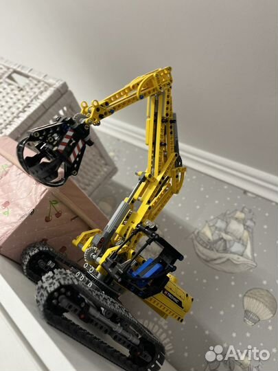 Lego Technic Экскаватор