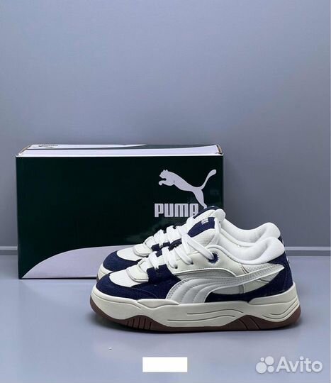 Кроссовки женские