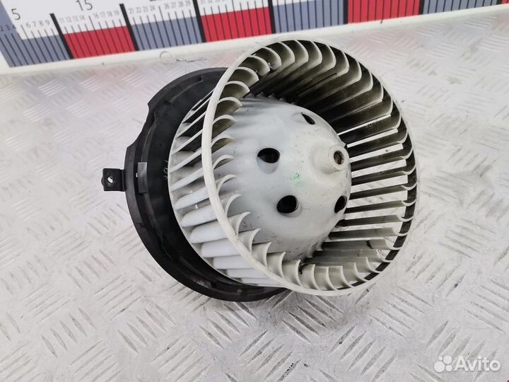 Моторчик печки для Renault Vel Satis 7701048753