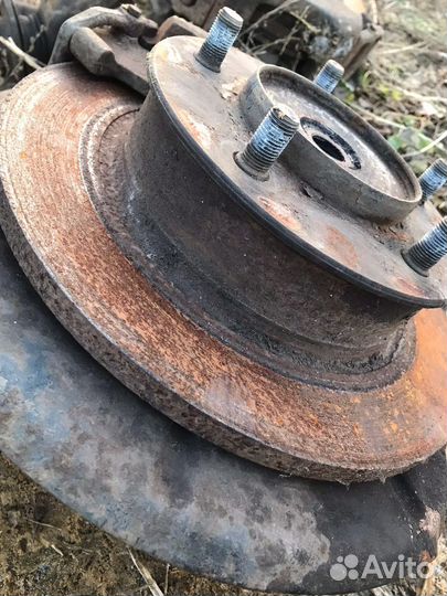 Передняя правая ступица в сборе Нива ваз 2121-2131