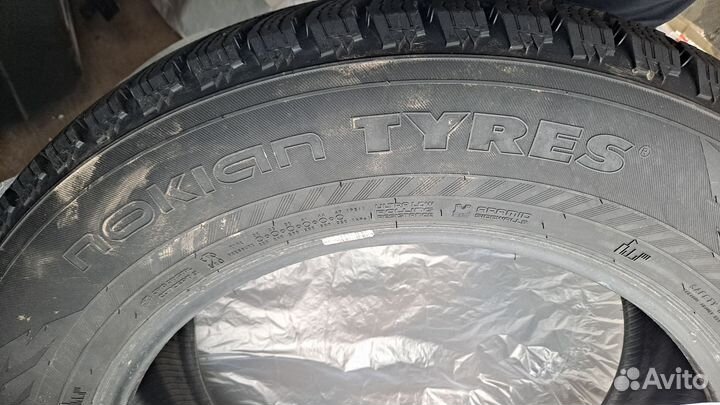 Nokian Tyres Hakkapeliitta R3 SUV 275/60 R20