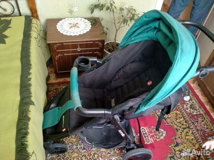 Прогулочная коляска