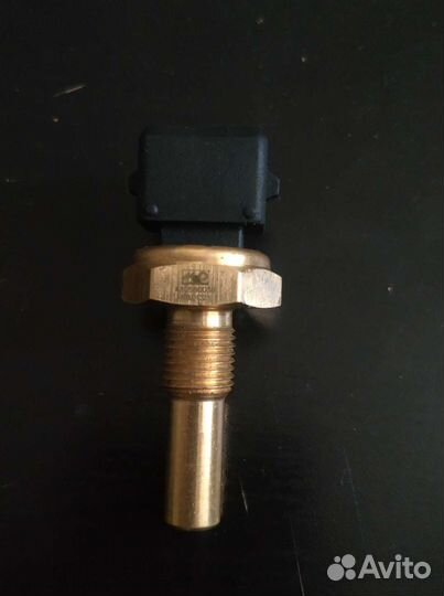 Датчик температуры охлаждающей жидкости