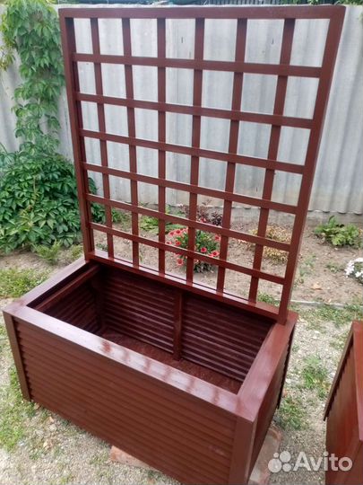 Кашпо для цветов деревянное