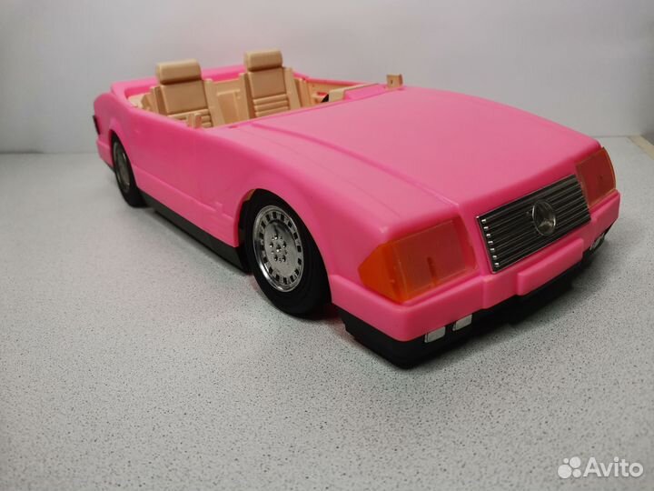 Розовый мерседес Барби из 90-х