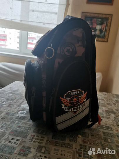 Школьный рюкзак