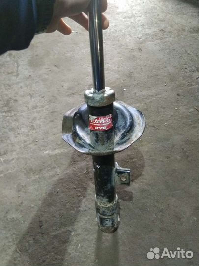 Стойка передняя правая Citroen 4007