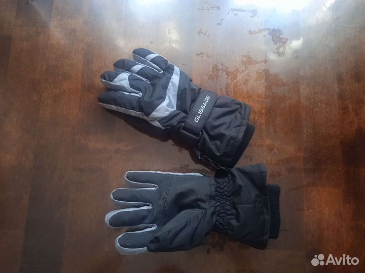 Перчатки горнолыжные