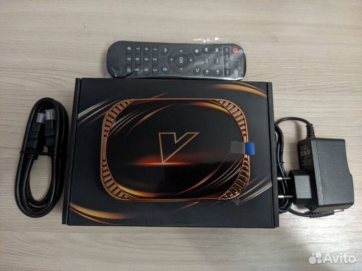 Топ андроид TV приставка (тв бокс) vontarX4 4/32гб