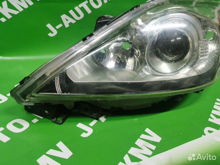 Фара Mazda 5