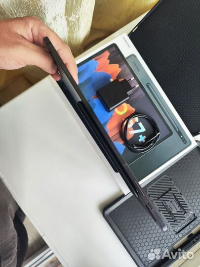 Samsung galaxy tab s7 plus LTE 6/128