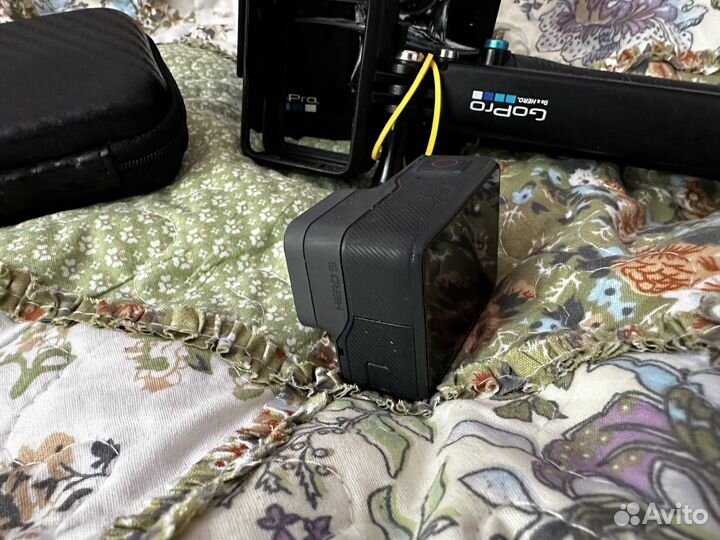 Экшн камера GoPro Hero 5 Black полный комплект