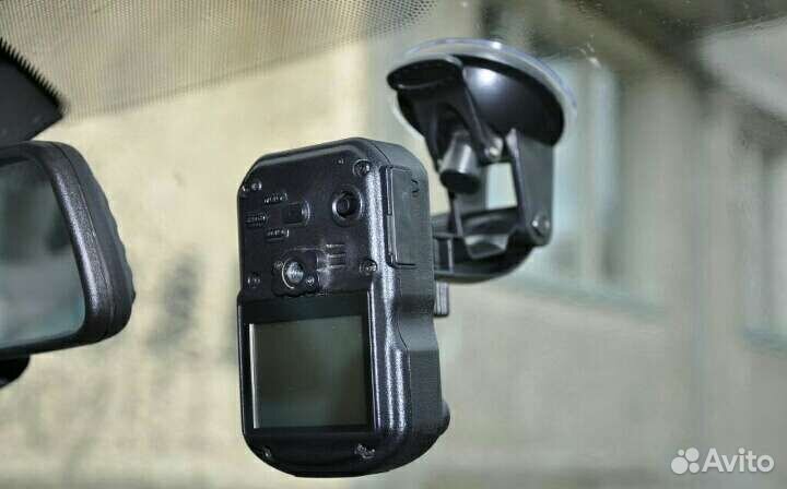 Видеорегистратор karkam Q4
