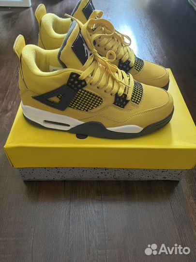 Jordan 4 yellow thunder
