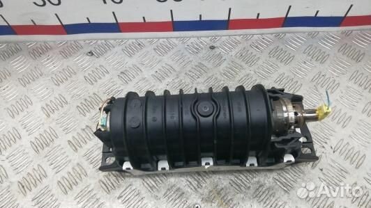 Подушка безопасности пассажира audi A5 1 (2NT08IU0