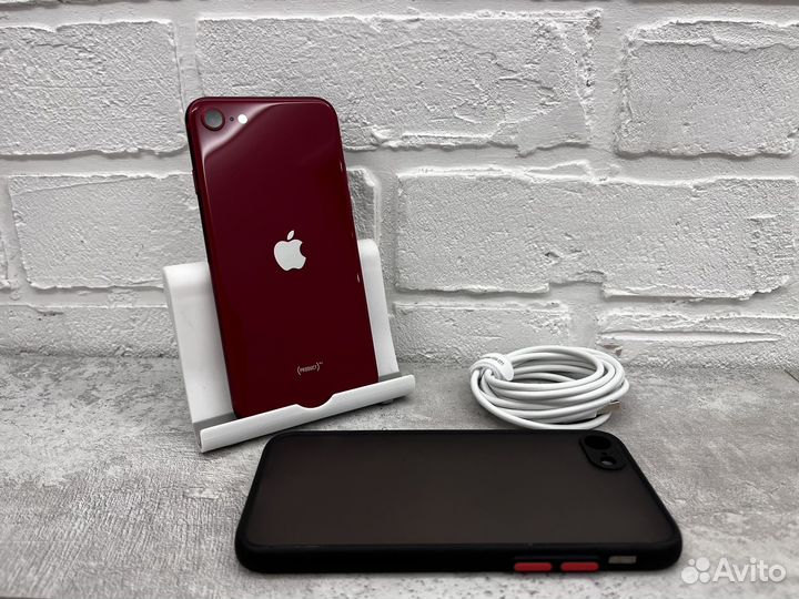 iPhone SE (2022), 64 ГБ