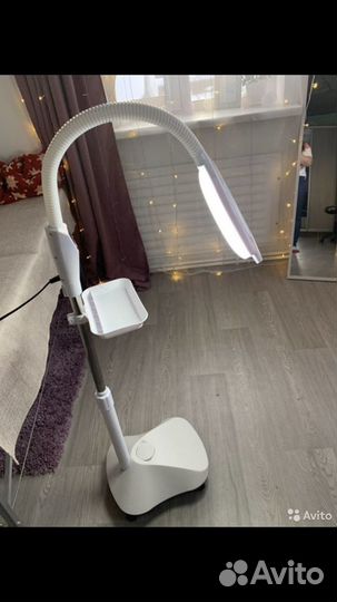 Лампа лупа настольная. В хорошем состоянии