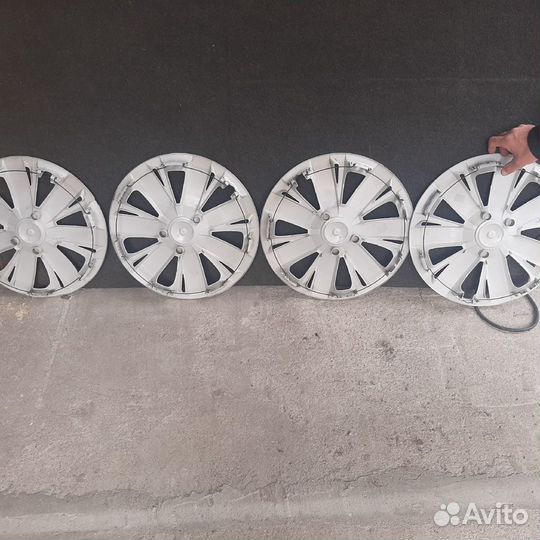 Колпаки на volkswagen r16