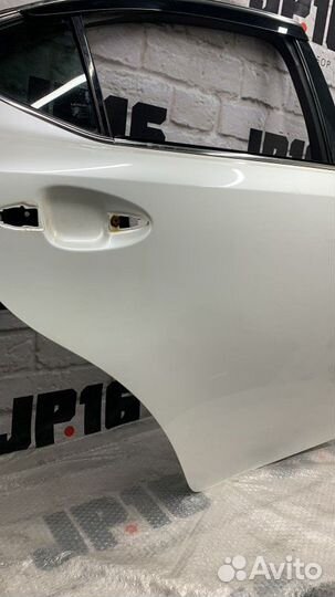 Дверь боковая задняя правая Lexus Is250 GSE20