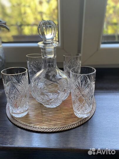 Графин хрустальный с рюмками