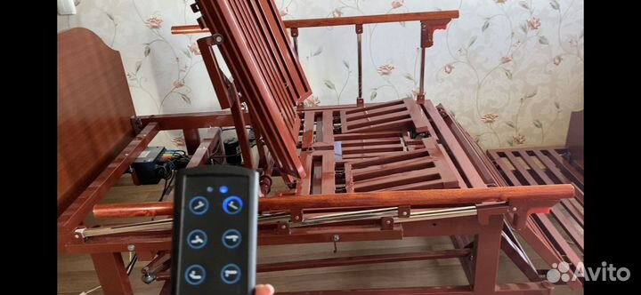 Кровать для лежачих больных с туалетом, эл.привод