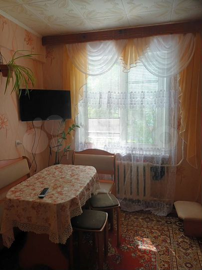 4-к. квартира, 58 м², 1/5 эт.