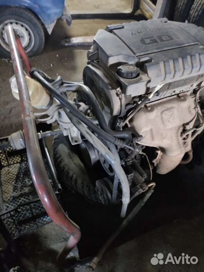 Двигатель с АКПП в сборе на mitsubishi lancer 9