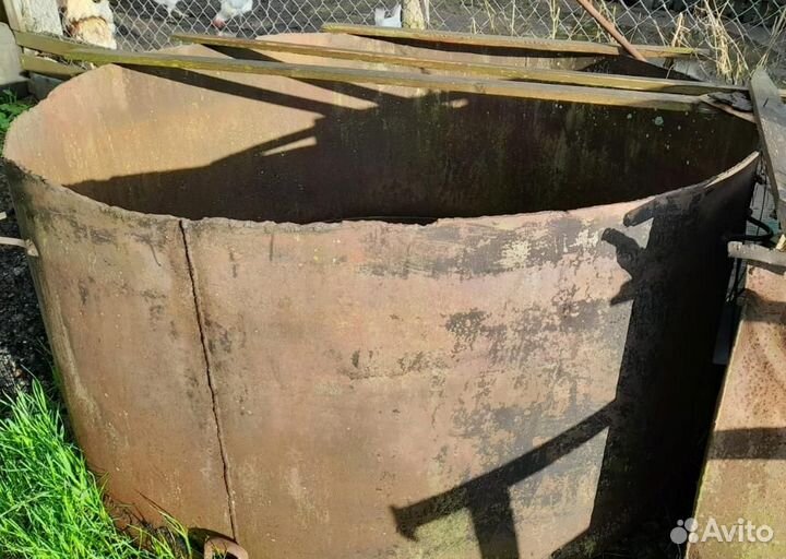 Ёмкость продам