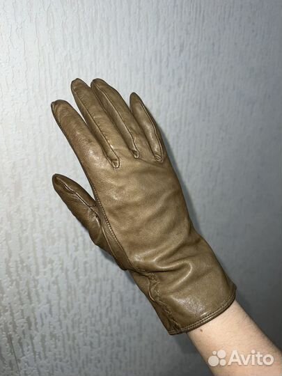 Перчатки кожаные женские