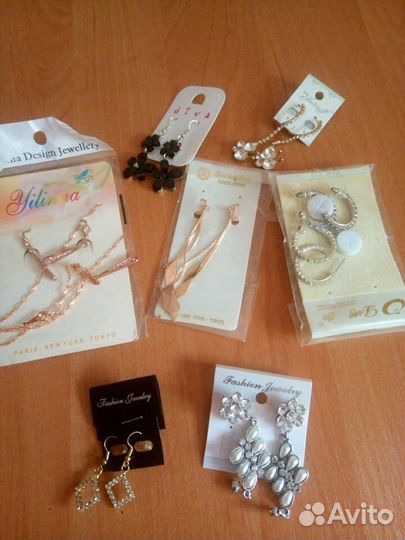 Серьги бижутерия новые