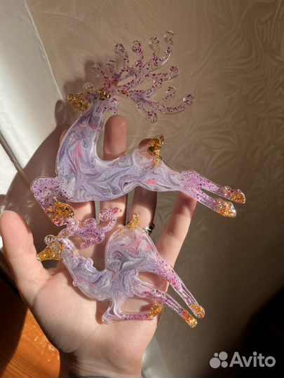 Новогодние ёлочные игрушки из эпоксидной смолы