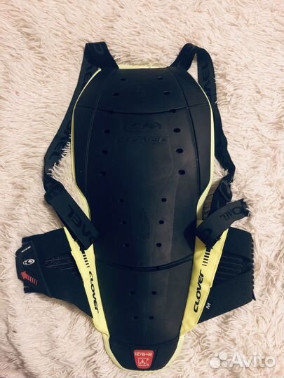 Защита спины Clover. Размер М