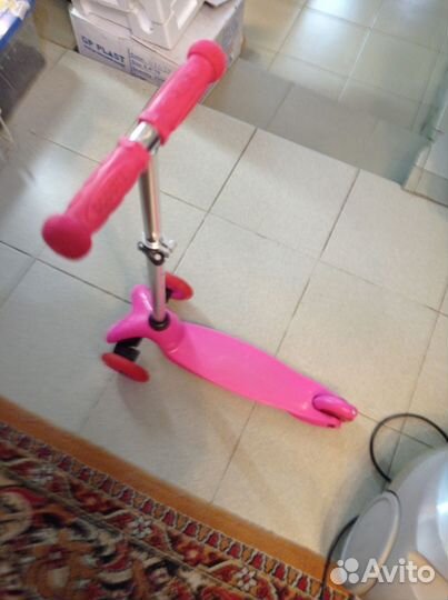 Самокат детский со светящимися колесами