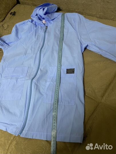 Ветровка M-L, небосно-голубая