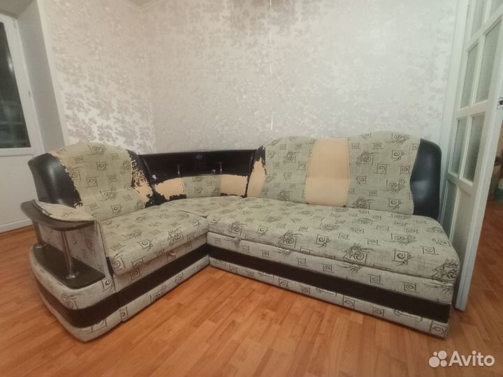 Угловой диван бу