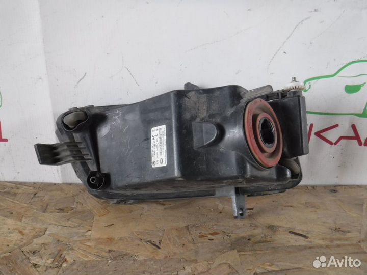 Фара противотуманная левая VW Golf MK7 (2013-2020)