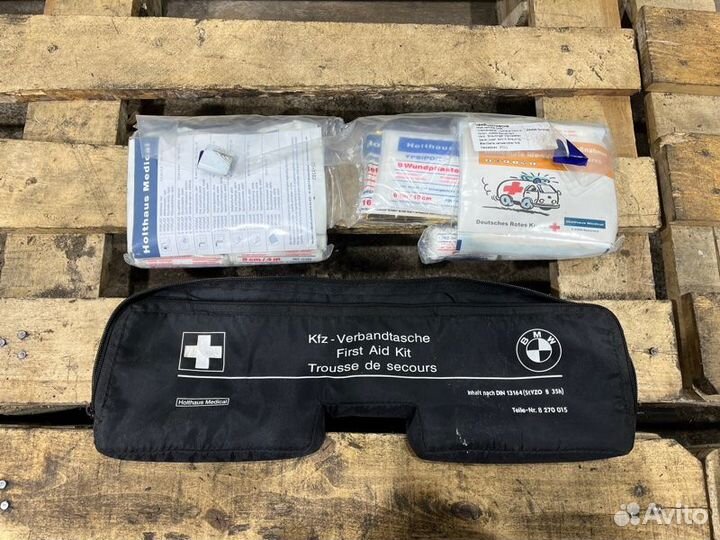 Аптечка Bmw 1 E87 N46B20 2007