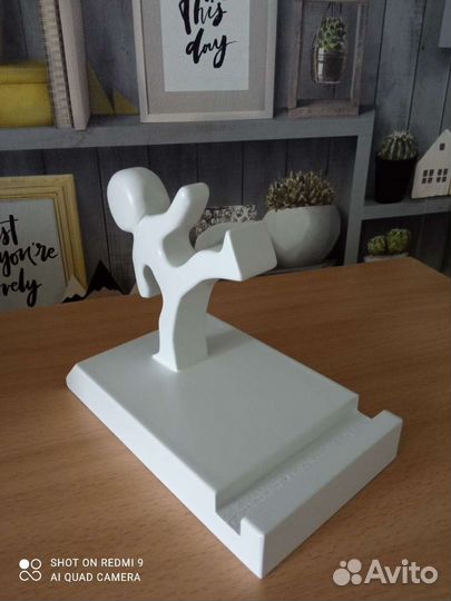 Подставка под телефон, планшет, электронную книгу