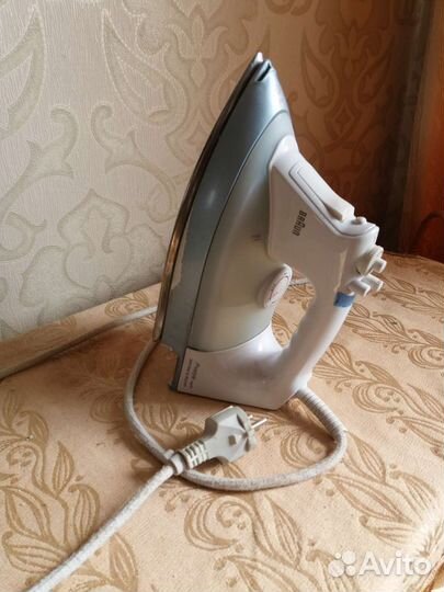 Утюг Braun