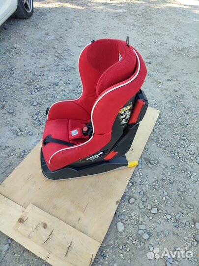 Продам автокресло Peg-Perego и базу с креп Iso-Fix