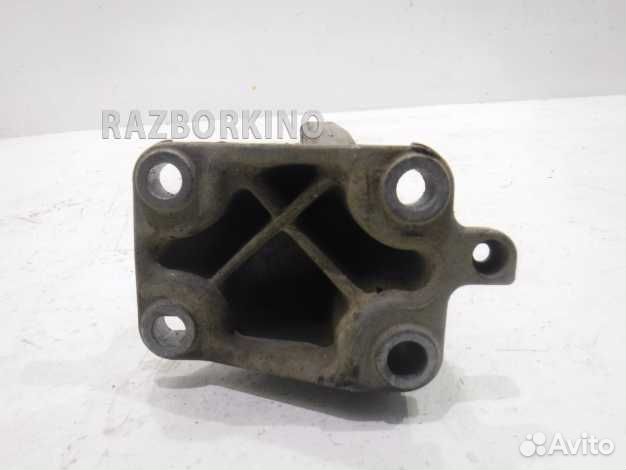 Кронштейн двигателя 52124986AB