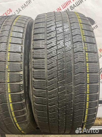 Bridgestone Blizzak VRX2 245/40 R18 93Q