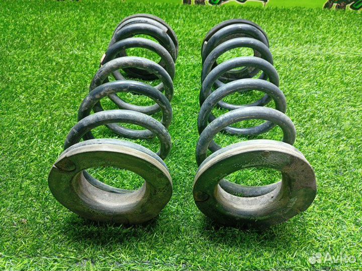 Пружины задние Infiniti Qx56 JA60 VK56DE 2005Г