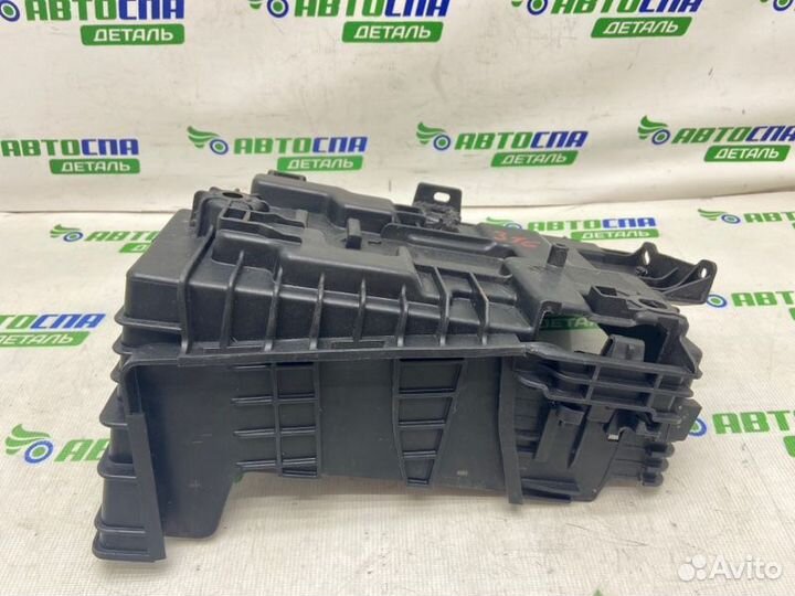 Площадка аккумулятора Peugeot 208 хетчбек 3D 1.2 I