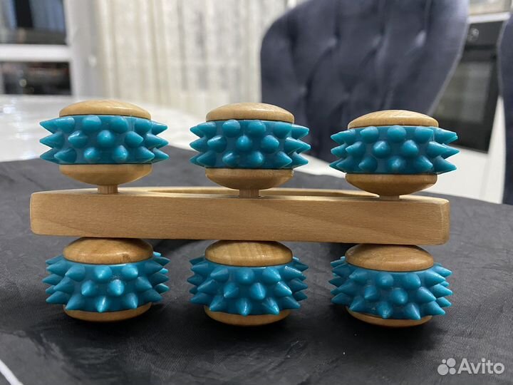 Роликовый антицеллюлитный массажер