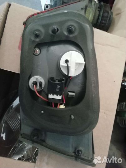 Фонарь задний