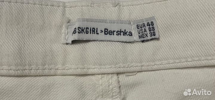 Джинсовые шорты Bershka (р-р М)