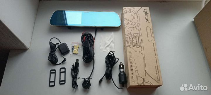 Зеркало регистратор с камерой заднего вида